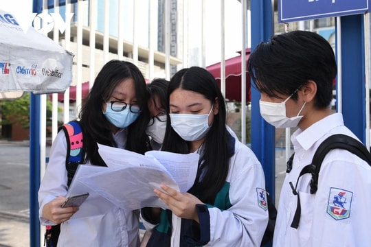 Lớp không chuyên trong trường chuyên: Đáng lẽ phải 'xóa sổ' từ lâu