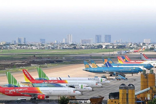 Hàng không khởi sắc: VietJet của tỷ phú Phương Thảo có lãi, Vietnam Airlines bớt lỗ