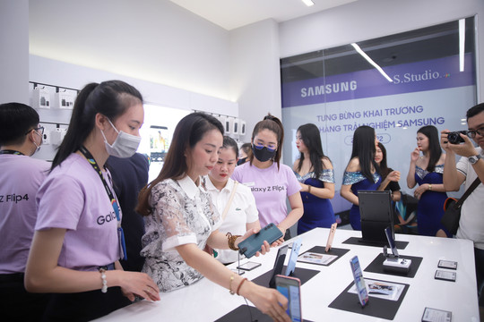 FPT Shop mở thêm 5 cửa hàng ủy quyền cao cấp Samsung