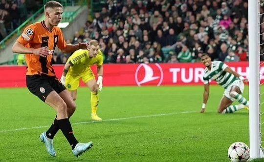 Những hình ảnh ấn tượng sau vòng bảng khốc liệt ở Champions League