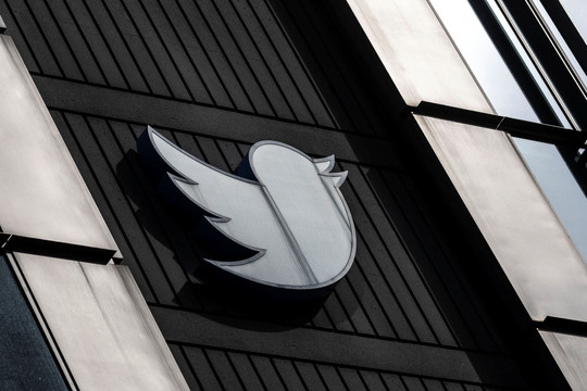 Twitter tạm đóng trụ sở khi sa thải nhân viên