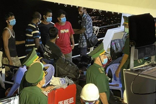 Thông tin mới nhất về vụ hơn 300 người nước ngoài gặp nạn ngoài khơi TP Vũng Tàu