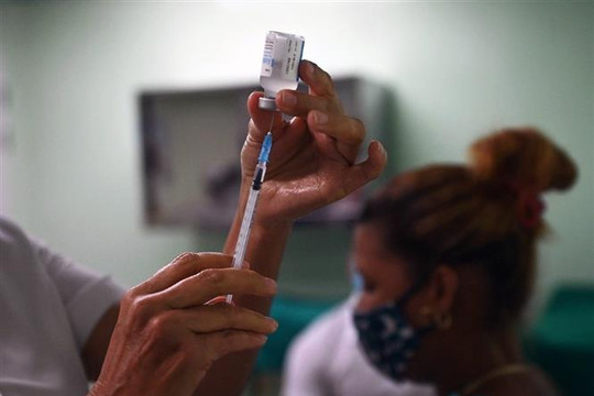 Cuba công bố "ứng cử viên" vaccine Hebersavax điều trị ung thư
