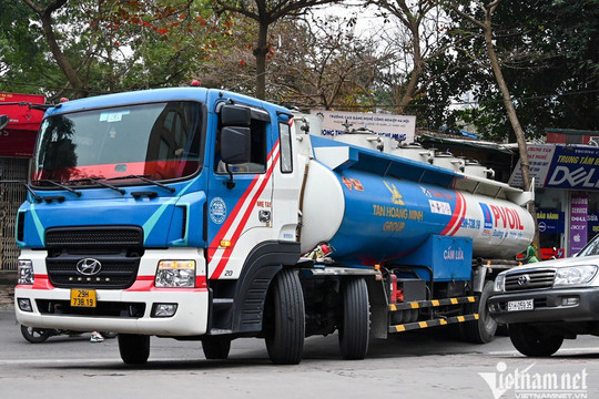 Bộ GTVT yêu cầu tạo điều kiện thuận tiện cho xe vận chuyển xăng dầu