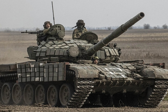 Nga hoàn tất rút quân, Ukraine tiến vào trung tâm Kherson