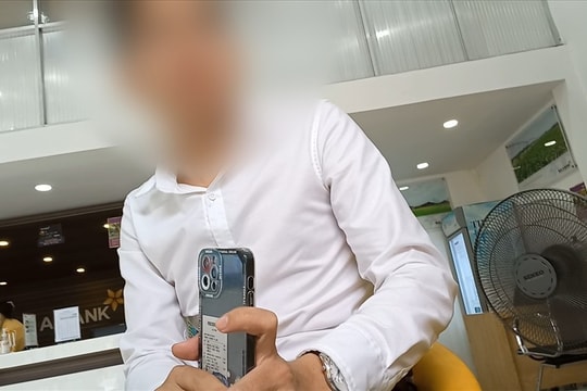 Nhiều ngân hàng ép người vay tiền chi hàng chục triệu đồng mua bảo hiểm