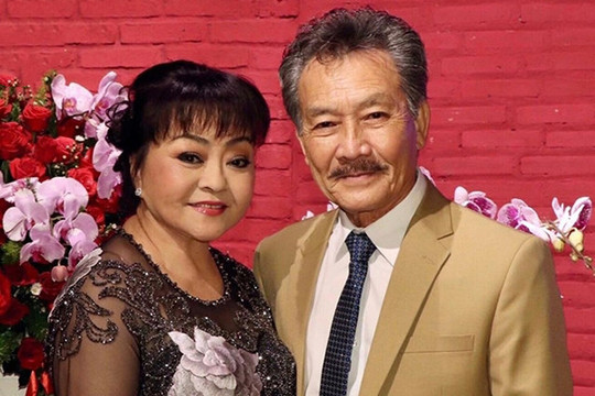 Danh ca Hương Lan: '36 năm bên nhau, tôi và ông xã vẫn như vợ chồng son'