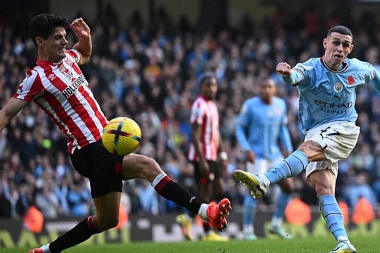 Haaland vô duyên, Man City thua đau đớn Brentford