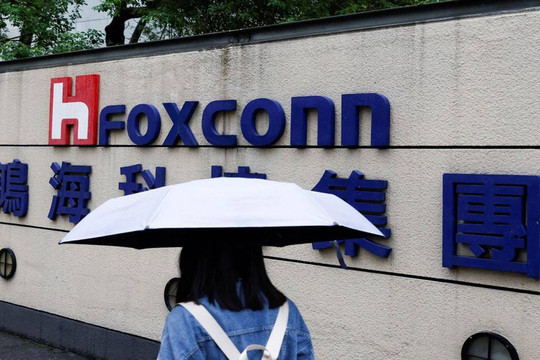 Foxconn nhờ cán bộ cơ sở thuyết phục công nhân sản xuất iPhone quay về