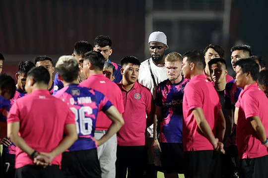 Vòng 25 V-League: Hà Nội chờ nâng cúp, 'chung kết ngược' ở Thiên Trường