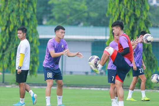 Trợ lý câu lạc bộ Hà Tĩnh tự tin 100% đội nhà sẽ trụ hạng tại V.League