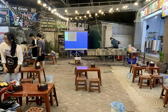 Hàng quán ở Hà Nội sẵn sàng cho mùa World Cup 2022