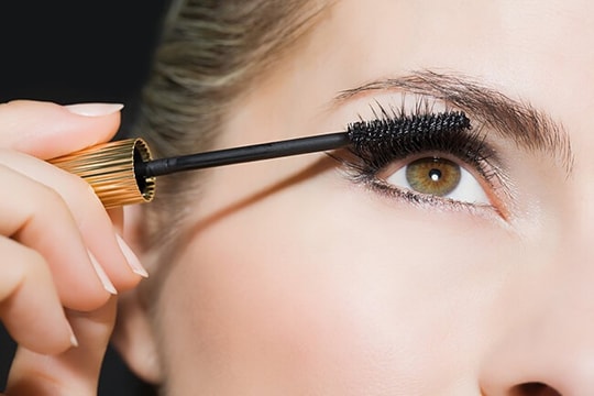 5 sai lầm khi chuốt mascara phái đẹp hay mắc phải