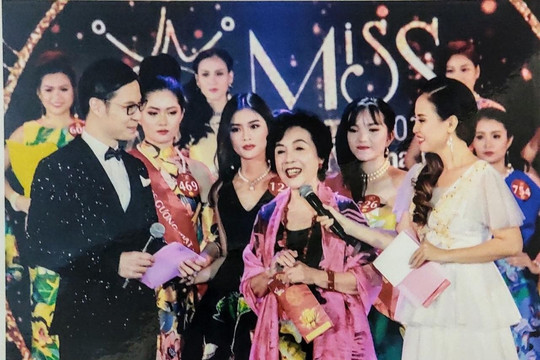 Người đo hình thể các Hoa hậu Việt Nam