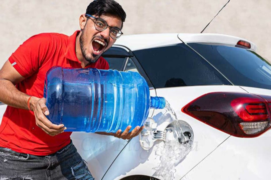 Thanh niên thử nghiệm chạy ô tô bằng nước và cái kết gây bất ngờ
