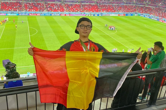 Cổ động viên Việt đi xem World Cup 2022: Ngủ lều, tự nấu ăn vẫn vui