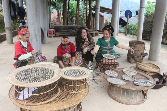 Nghệ An: Phát triển du lịch cộng đồng góp phần giữ gìn bản sắc văn hóa dân tộc