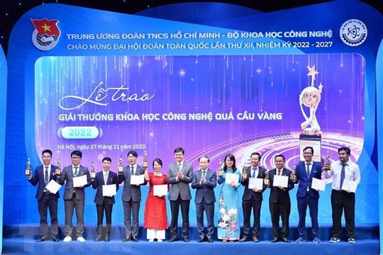 Trao Giải thưởng Quả cầu vàng và Nữ sinh KHCN Việt Nam năm 2022
