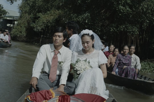 'Tro tàn rực rỡ' giành giải nhất LHP quốc tế trước ngày ra mắt tại VN