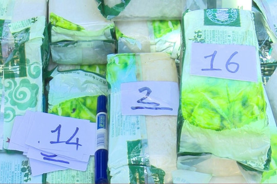 Báo cáo Bộ Công an vụ 21kg ma túy đá trôi dạt vào bờ biển Quảng Nam