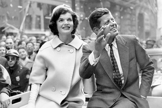 Vì sao không ai tin vào vụ ám sát Tổng thống Kennedy?