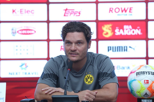 HLV Dortmund: Sẽ không dễ dàng khi đối đầu với tuyển Việt Nam