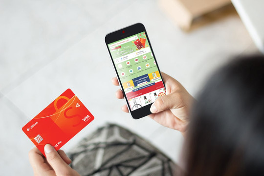 Xu hướng tiêu dùng Việt Nam 2022: mua sắm trực tuyến, thanh toán không tiền mặt tăng mạnh