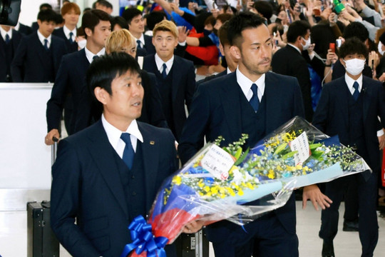 Nhật Bản chào đón những người hùng World Cup