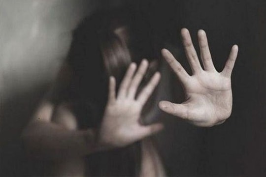 Hành trình nghiệt ngã của những cô vợ “đào tẩu” khỏi cuộc hôn nhân mà mình từng nâng niu, hy vọng