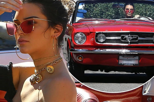 Bộ sưu tập xe hơi triệu đô của siêu mẫu Kendall Jenner