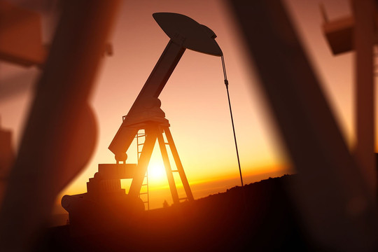 Quốc gia nào sẽ hưởng lợi từ giá trần dầu của Nga?