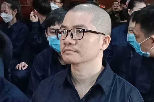 Tòa thông báo dừng nhận đơn tố cáo vụ Chủ tịch Alibaba Nguyễn Thái Luyện