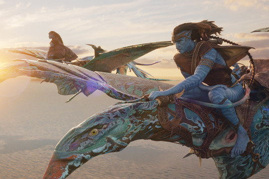 ‘Avatar 2’ chia rẽ khán giả và giới phê bình