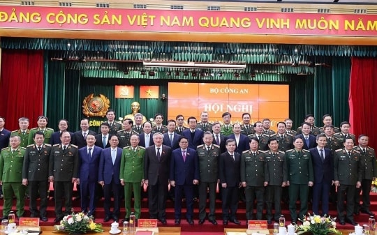 Chủ động triển khai các biện pháp bảo vệ an ninh, lợi ích quốc gia từ sớm, từ xa