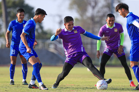 Những cầu thủ Lào khiến tuyển Việt Nam phải dè chừng