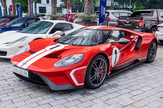 Cận cảnh Ford GT trị giá 60 tỷ biển thần tài từng của Novaland