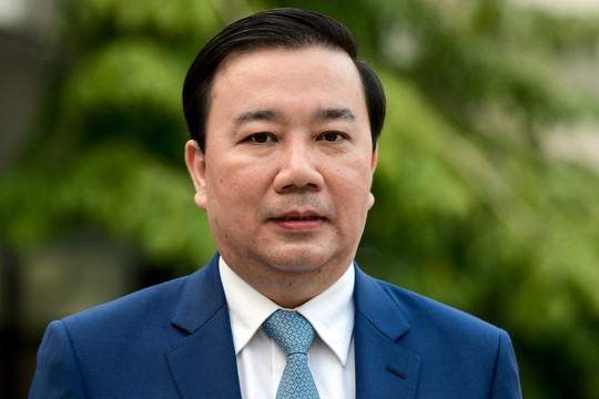 Bắt tạm giam Phó chủ tịch Hà Nội Chử Xuân Dũng