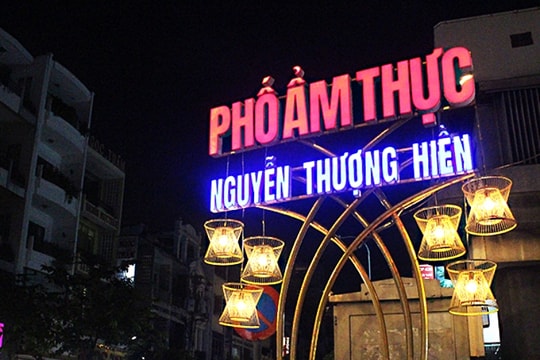 ‘Check-in’ phố ẩm thực đầu tiên tại quận 3