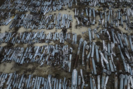 Cận cảnh "nghĩa trang" tên lửa ở đông Ukraine