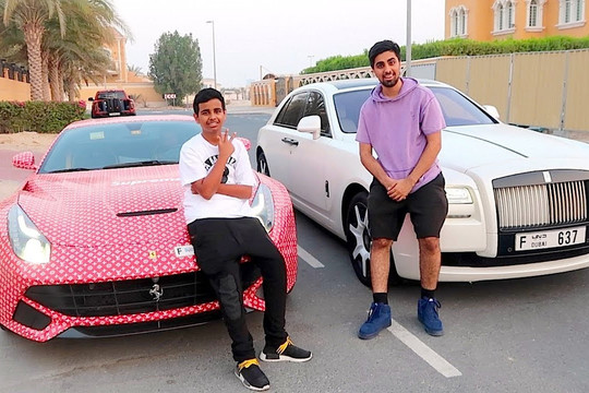 Chiêm ngưỡng dàn siêu xe của 'rich kid' giàu nhất Dubai