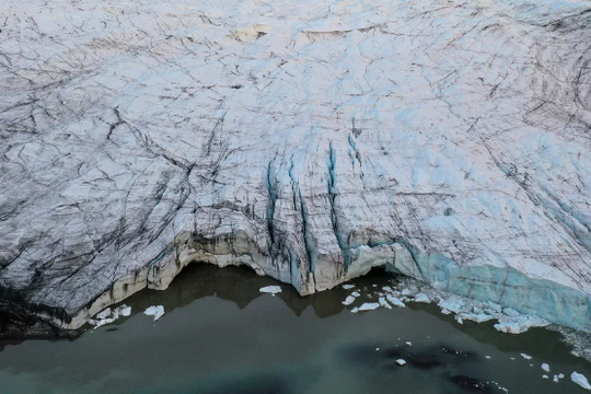 Sông băng Greenland tan chảy nhanh gấp 100 lần so với ước tính