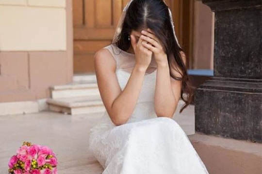 Hủy hôn khi bạn gái mang thai 8 tháng, gã đàn ông vẫn đòi lại tiền sính lễ