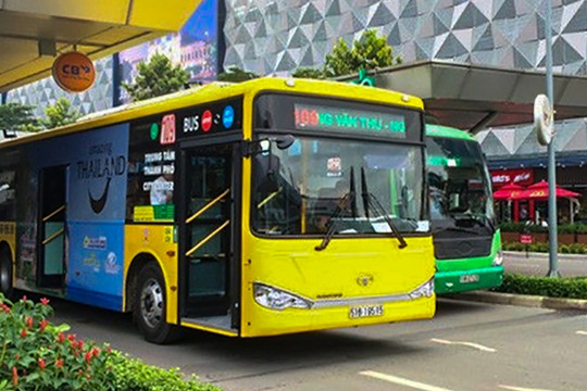 Thêm 14 tuyến xe buýt đón khách ở sân bay Tân Sơn Nhất sau Tết Nguyên đán