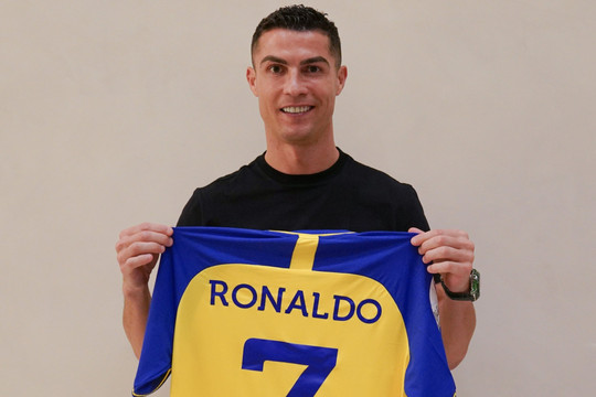 Cổ động viên: 'Sự nghiệp Ronaldo đã kết thúc'