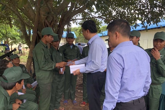 Tiếp tục hỗ trợ tư cách pháp lý, sinh kế bền vững lâu dài cho người gốc Việt tại Campuchia