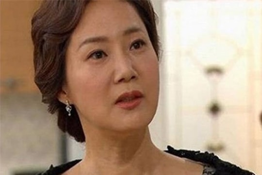 Mẹ chồng bị bệnh, dâu lớn chi 50 triệu, dâu thứ chi 80 triệu, dâu út nói 1 câu choáng váng