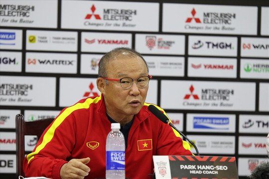 HLV Park Hang-seo: Tuyển Việt Nam phải thắng để giành ngôi nhất bảng B
