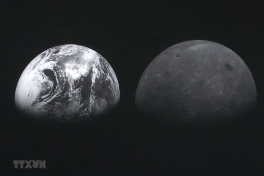 Tàu Danuri của Hàn Quốc gửi ảnh chụp Trái Đất và Mặt Trăng