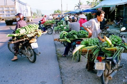 Độc đáo phiên chợ chuối ngày giáp Tết