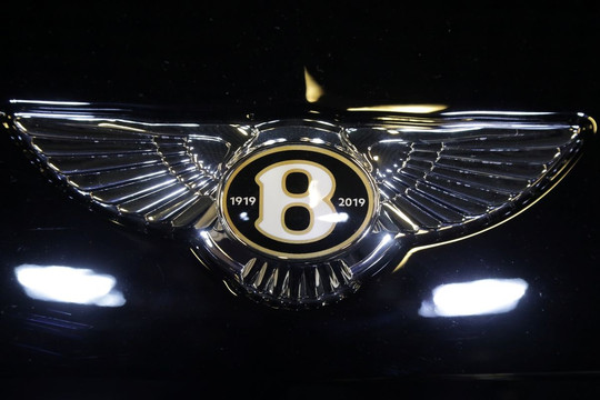 Bentley và Rolls-Royce đạt doanh số cao kỷ lục